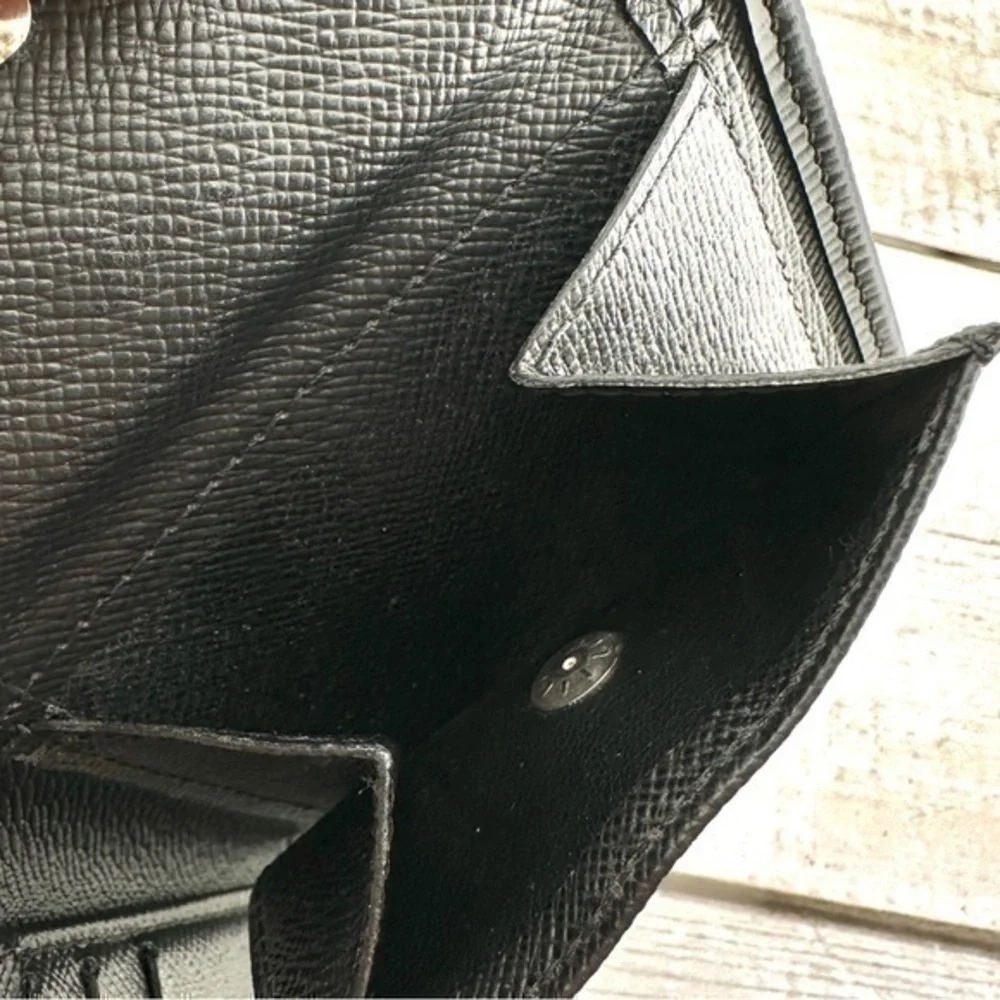 Louis Vuitton authentic louis
